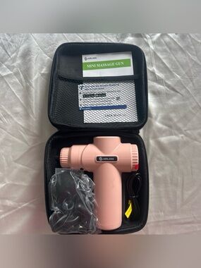 Pink Mini Massage Gun – Compact Percussion Massager